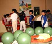 �{�[�����O���