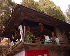 �ɐ������X�_�y